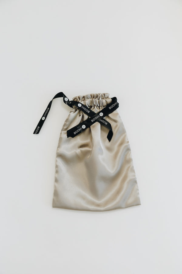 DRAWSTRING SATIN BAG WITH LOGO SATIN RIBBON