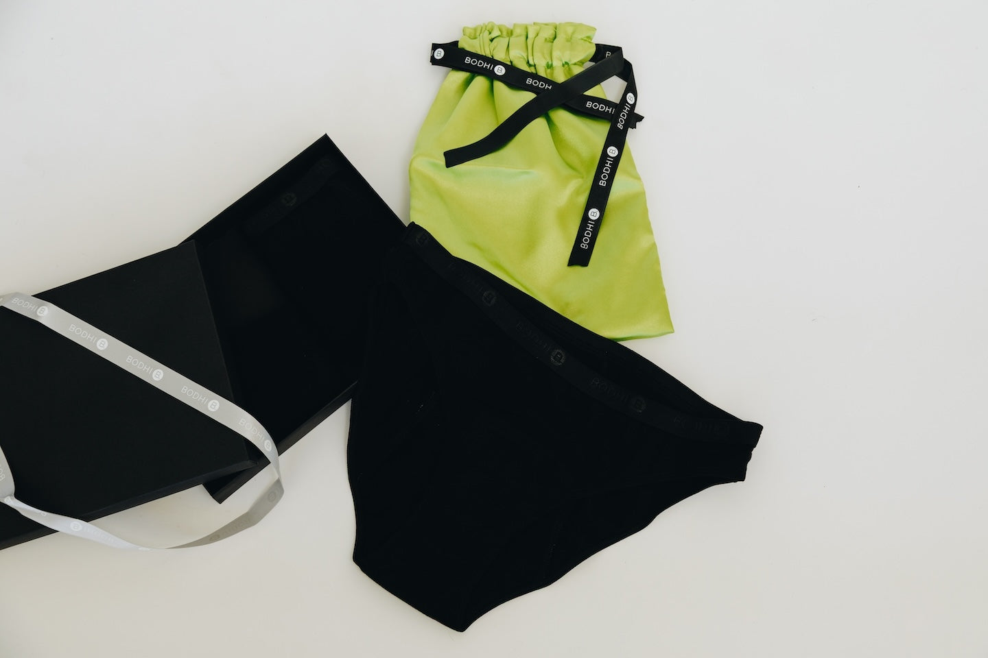 GIFT BOX - CLASSIC BIKINI 3PK HEAVY ABSORBENCY